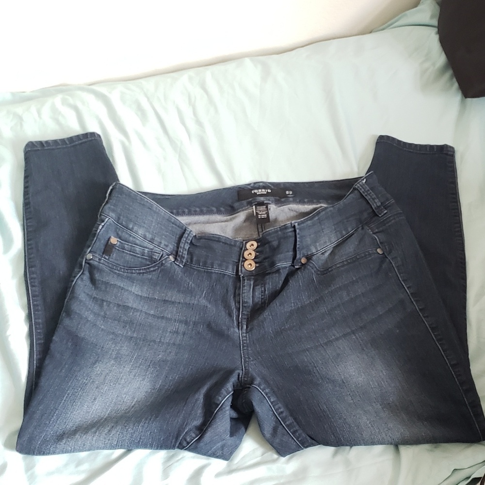Torrid Jegging Medium Wash